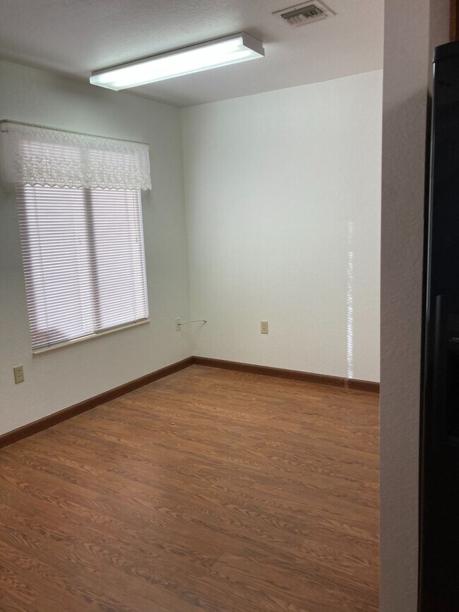 Building Photo - 8513 Millsboro Dr