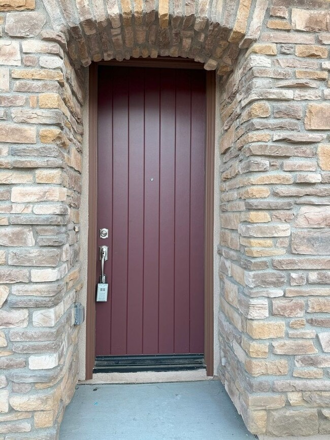 Foto del edificio - Brand new house at Winchester road in Brand New Willow Springs community - close to everywhere