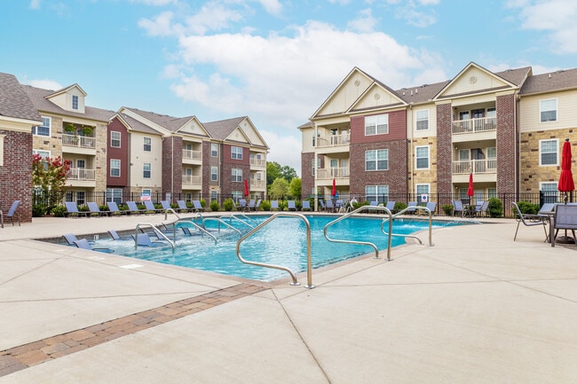 Foto del edificio - Revere at Spring Hill