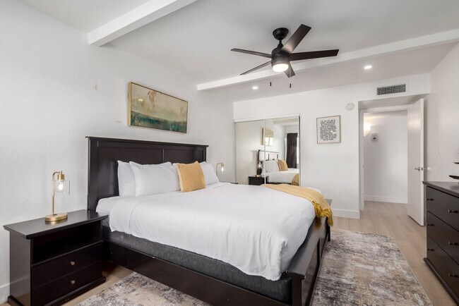 Foto del edificio - 4630 N 68th St