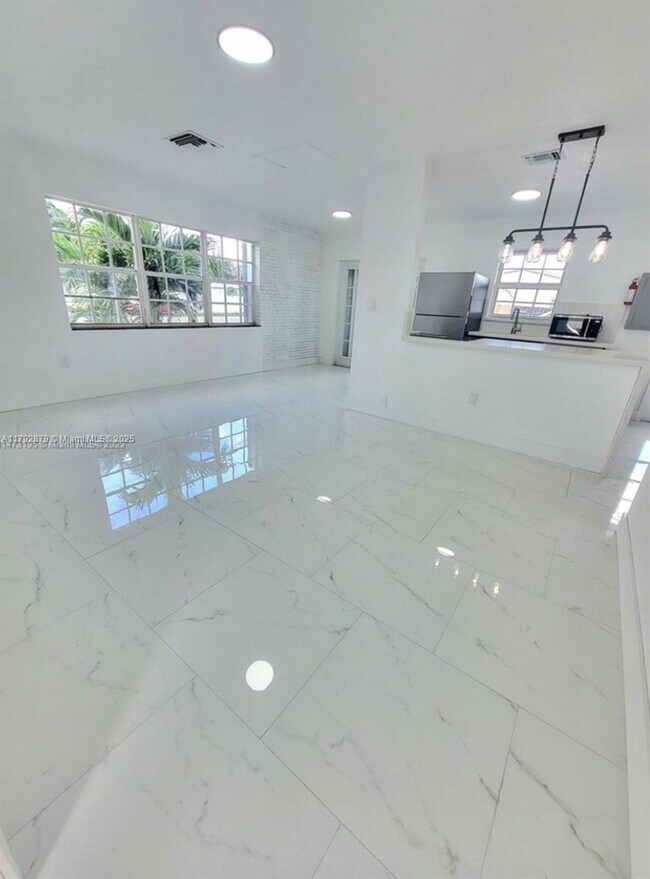 Foto del edificio - 7031 Taylor St