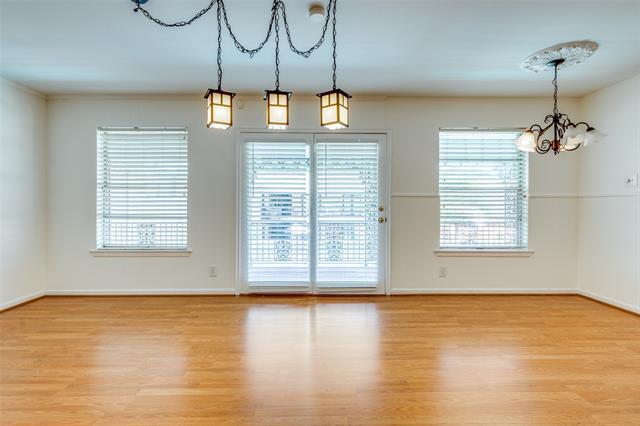 Foto del edificio - 8602 Baltimore Dr