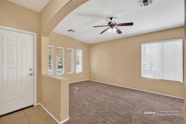 Building Photo - 5032 S Rovey Pkwy