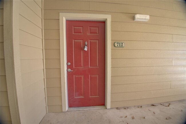 Building Photo - 2320 Gracy Farms Ln