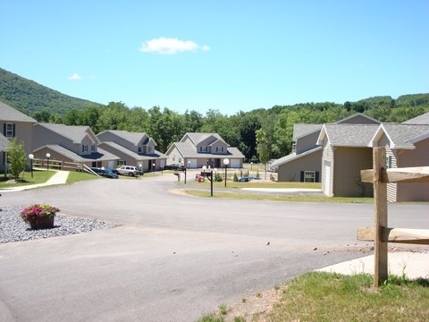 Foto principal - Mountain Laurel Gardens