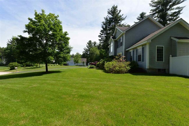 Foto del edificio - 14 Naumkeag Ct