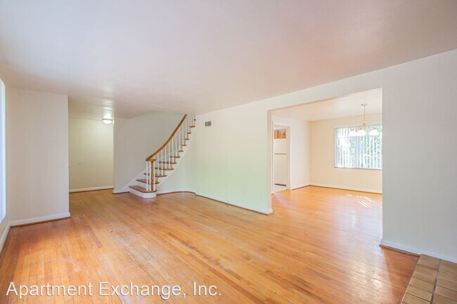 Building Photo - 4 br, 3 bath House - 1131 Lindbergh Blvd