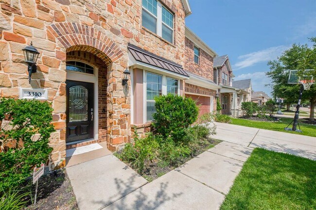 Foto del edificio - 3310 Belmont River Ln