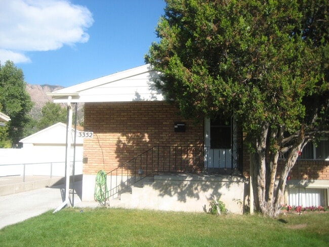 Building Photo - 3352 Eccles Ave