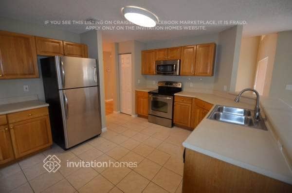 Foto del edificio - 2432 SW 161st Ave