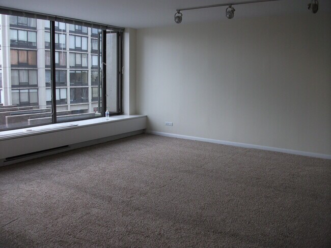 Foto del edificio - 5455 N Sheridan Rd