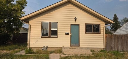Building Photo - 2713 Maxwell Ave