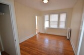 Primary Photo - 245 Kelton St