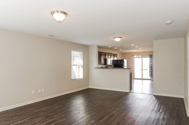 Building Photo - 135 Wethersfield Dr