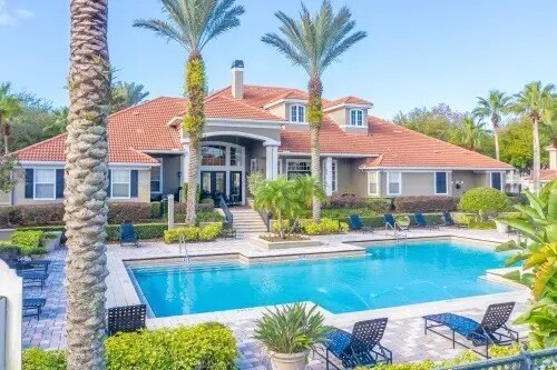 Foto del edificio - 1022 Arbor Lakes Cir