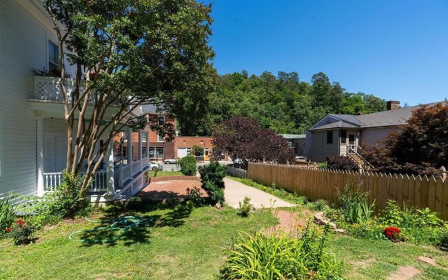 Foto del edificio - 550 Valley St