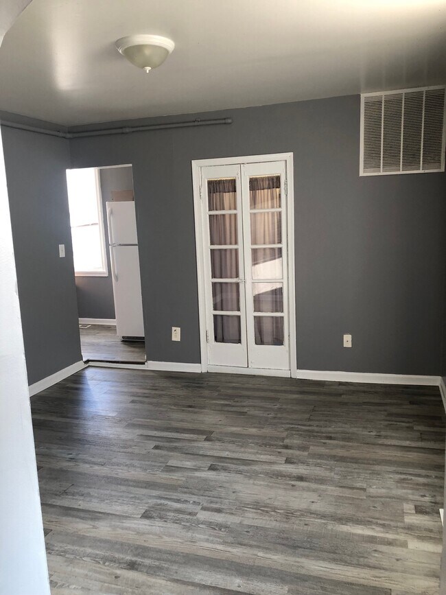 Foto del edificio - 4101 Fernhill Ave