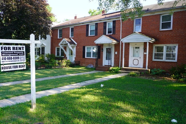 Building Photo - 205 Burke Ave