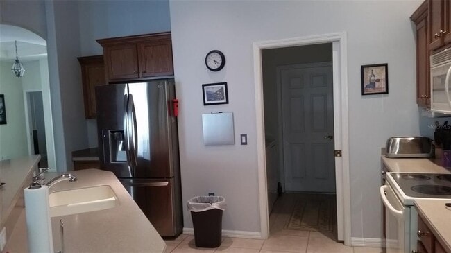 Building Photo - 6644 Butlers Crest Dr