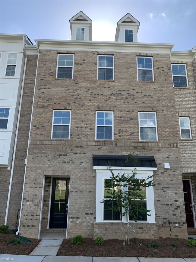 Building Photo - 7921 Reunion Row Dr