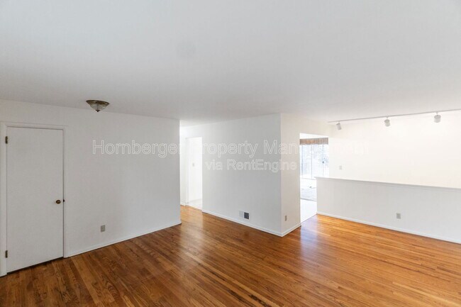 Foto del edificio - 3523 E 18th Ave