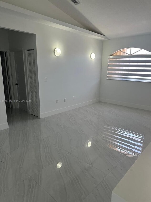 Foto del edificio - 7526 W 20th Ave