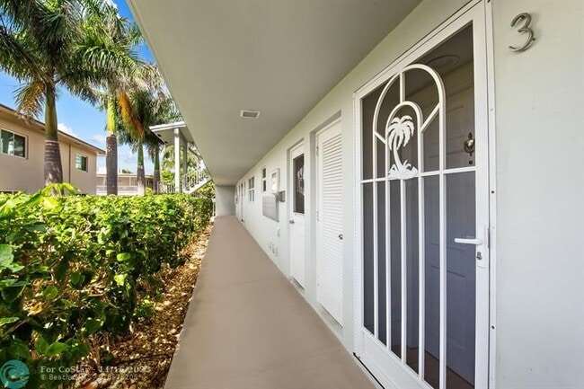 Building Photo - 2561 S Ocean Blvd