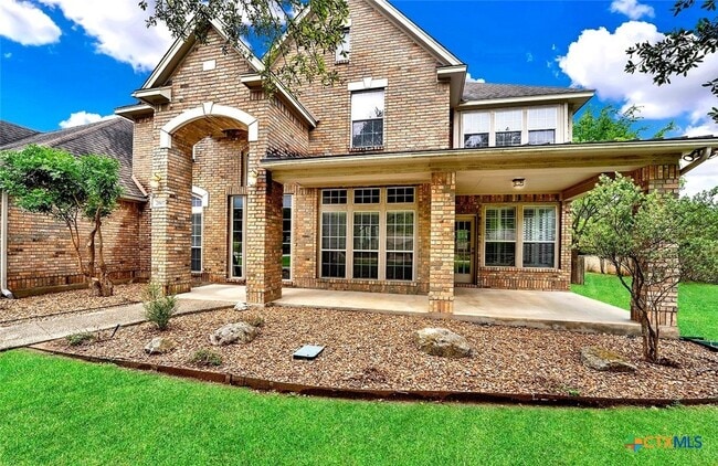 Foto del edificio - 21107 Paradise Pass