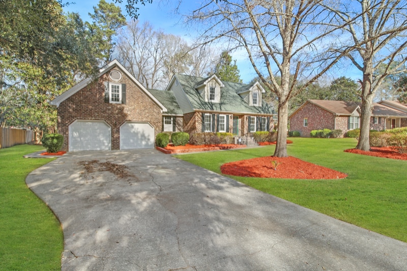 Primary Photo - 305 Mayfield St