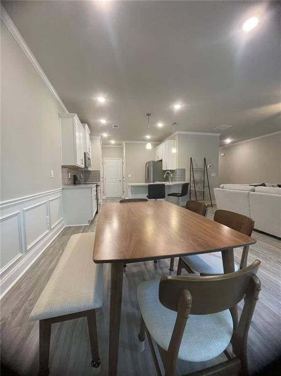 Building Photo - 1416 Fern Ridge Ln