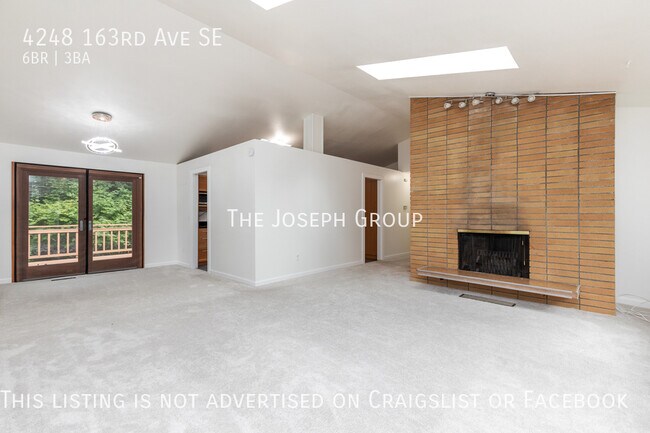 Building Photo - Spacious 6 bed/2.75 bath in Bellevue