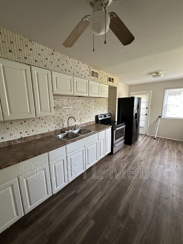 Building Photo - 9125 Bel Acres Ct