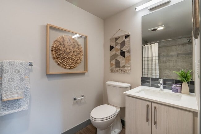 Interior Photo - The Grove Ballard