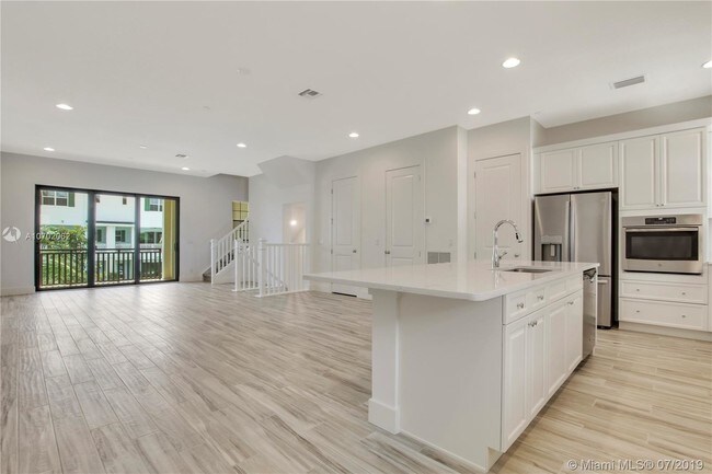 Foto del edificio - 5651 Hood Rd