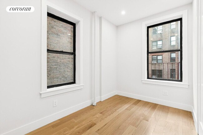 Foto del edificio - 206 W 96th St