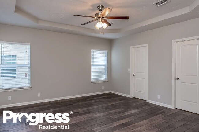 Building Photo - 3340 Tourmaline Dr