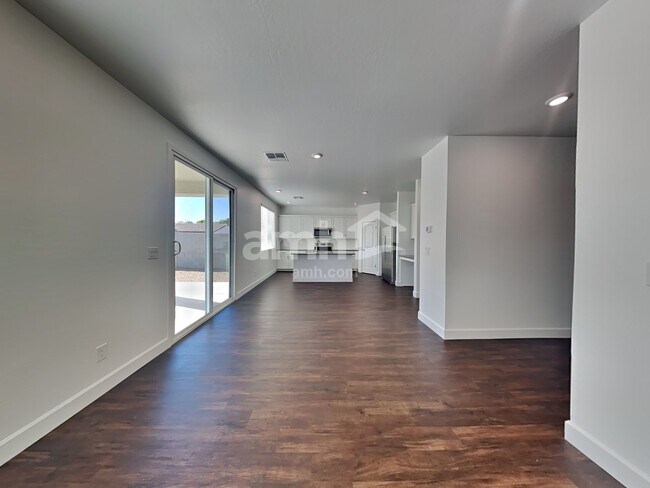 Foto del edificio - 17151 W Townley Ave