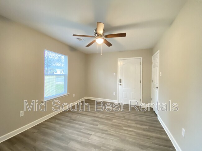 Foto del edificio - 1519 S Cedar St