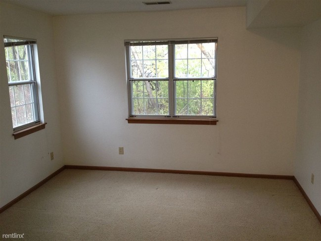 Building Photo - 6052 Churchwood Cir