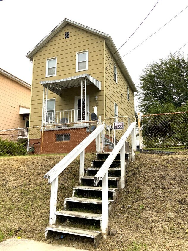 511 Jean Ave, Johnstown, PA 15906 House Rental in Johnstown, PA