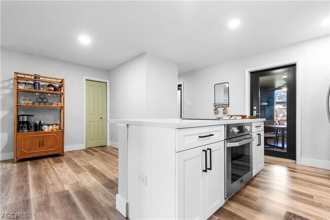 Foto del edificio - 1373 Morningside Dr