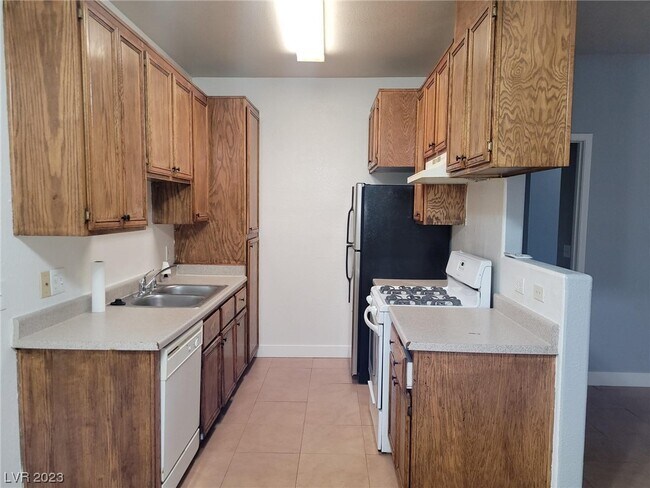 Foto del edificio - 4730 E Craig Rd