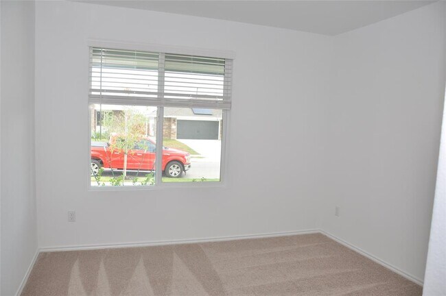 Building Photo - 141 Tofalla