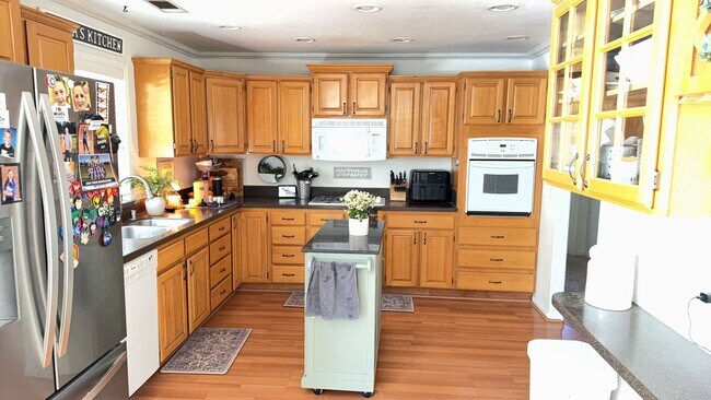 Foto del edificio - Beautiful Orangevale Home