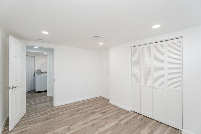 Foto del edificio - 5 Bedroom Home in Cumberland Valley School...