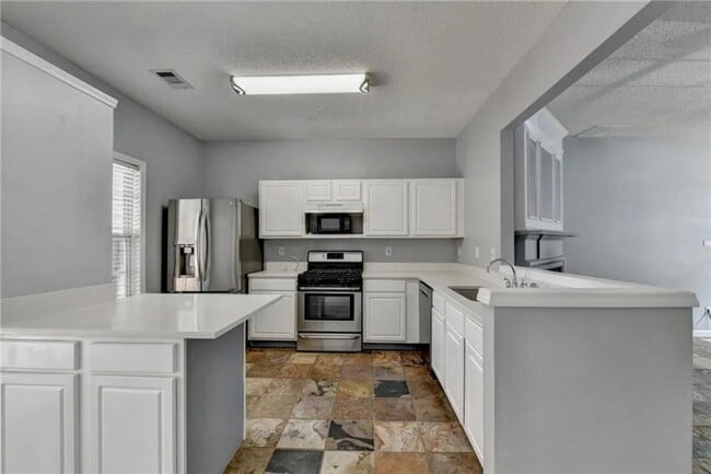 Building Photo - 4645 Valais Ct