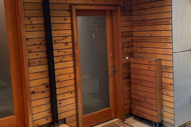 Puerta principal - West Seattle Townhouse
