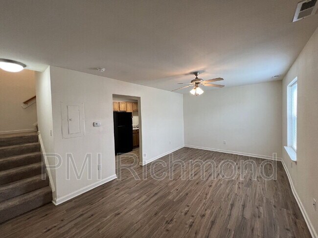 Foto del edificio - 3514 E Richmond Rd