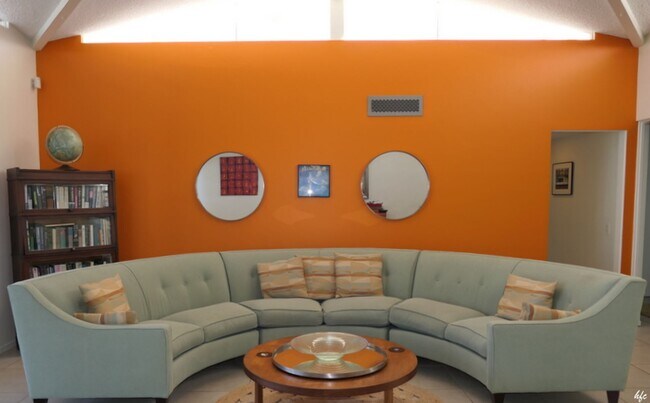 Foto del edificio - 2348 S Sky View Dr