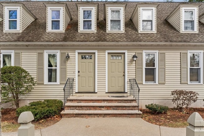 Building Photo - 722 Wellman Ave